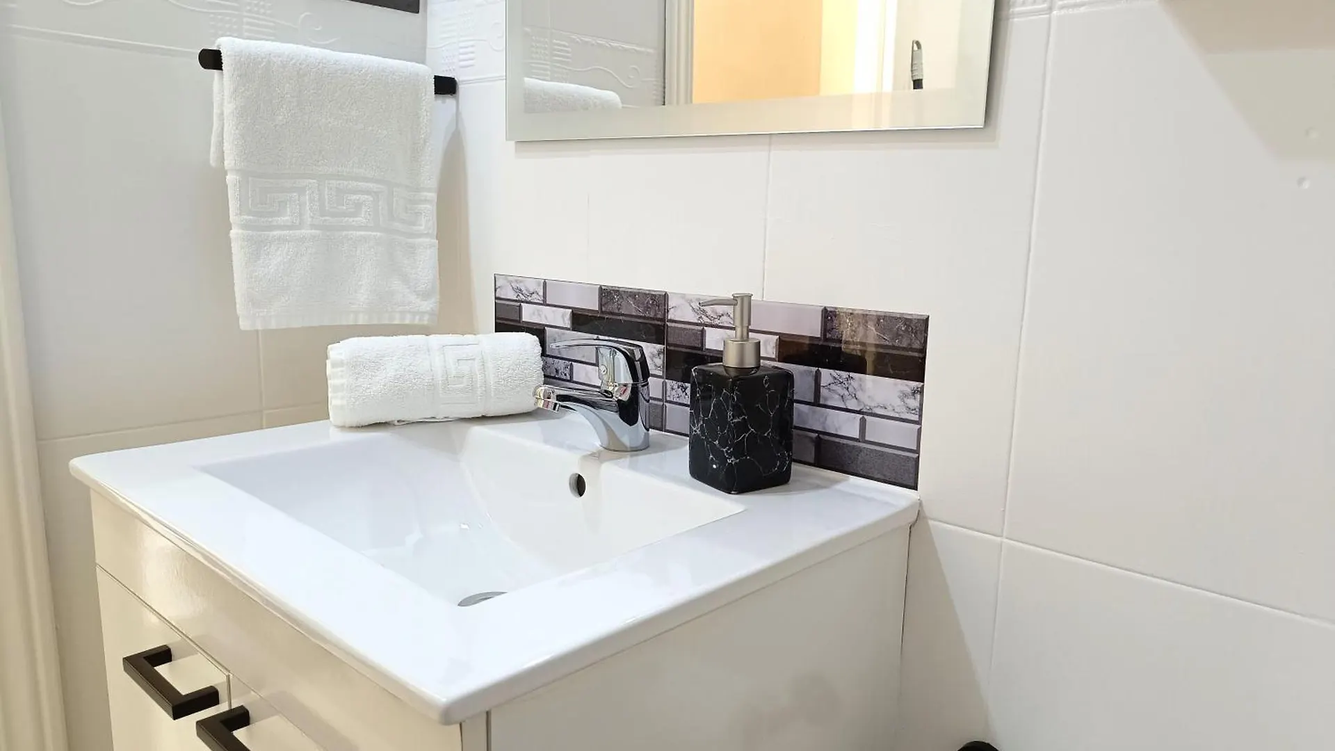 Piscis Benalmadena Apartment 0*,